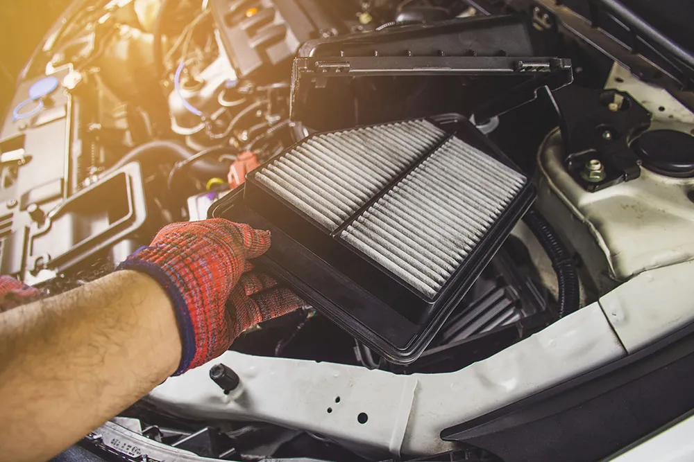 EuroCar Magic: Filters & Fluids for a Smooth Ride!
